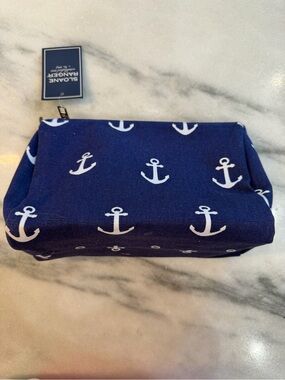 Navy Anchor Canvas Toiletry Pouch - Sloane Ranger